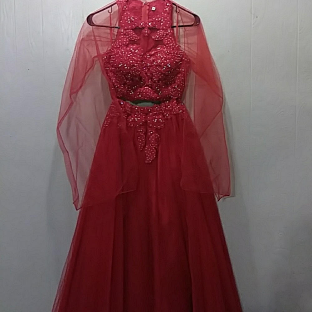 Anny Lee Prom gown  size xo with rhinestones